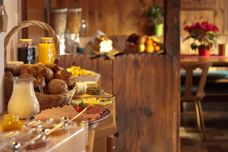 restaurant-ROURE-min_breakfast-801827